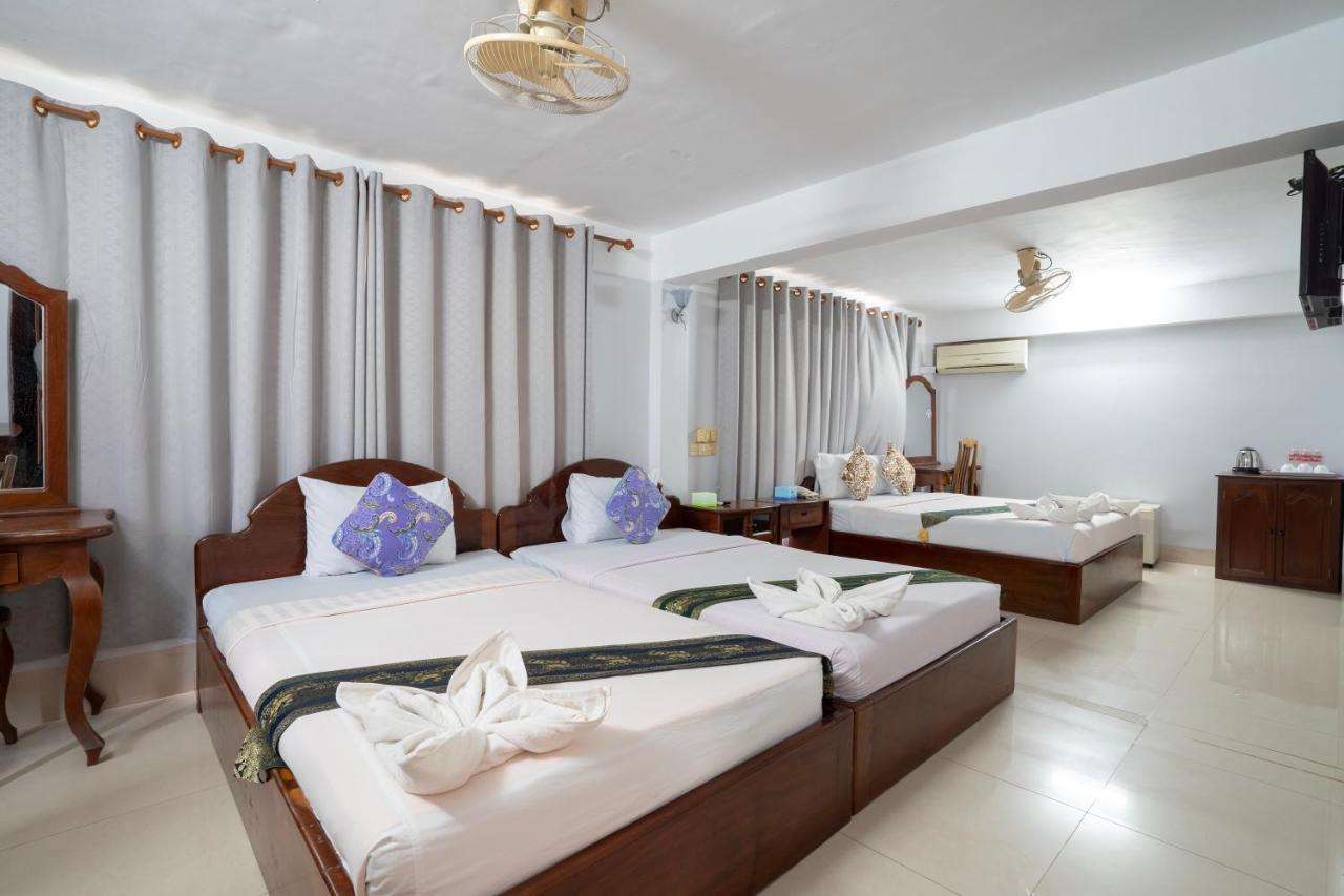 Siem Reap Riverside Hotel Bagian luar foto
