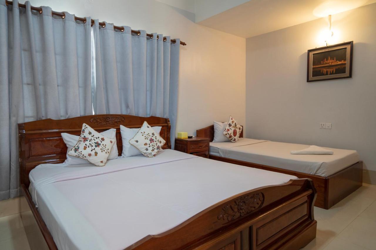 Siem Reap Riverside Hotel Bagian luar foto