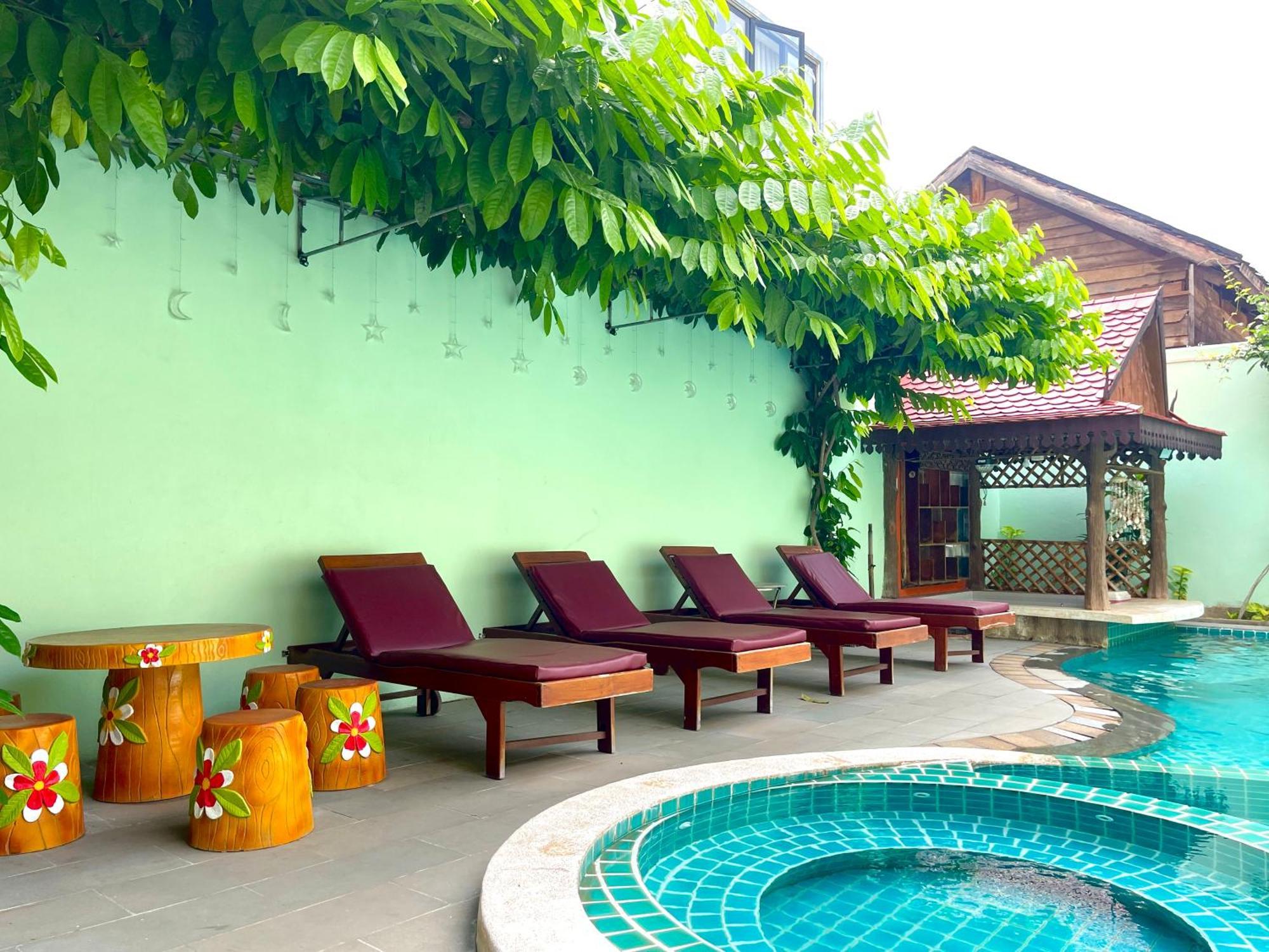 Siem Reap Riverside Hotel Bagian luar foto